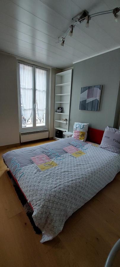 Appartement Coquet Sur Les Hauteurs De Montmartre Paris Exteriör bild